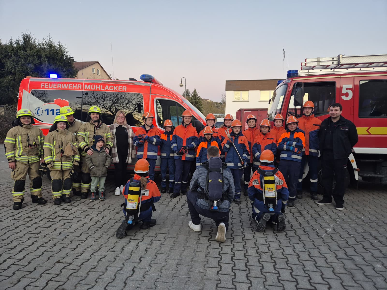 Spende an die Jugendfeuerwehr Lomersheim